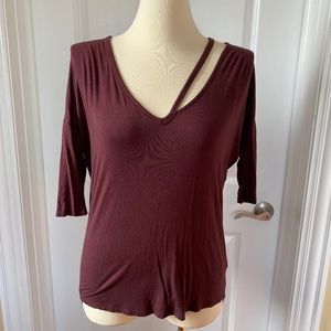 Express Burgundy One Eleven London Tee in Size S